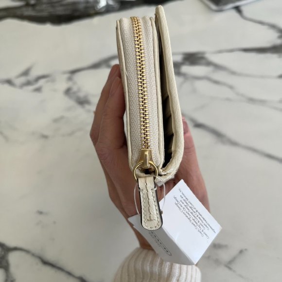 Coach Wallet - Monogram with White Leather - New With Tags - Picture 3 of 11